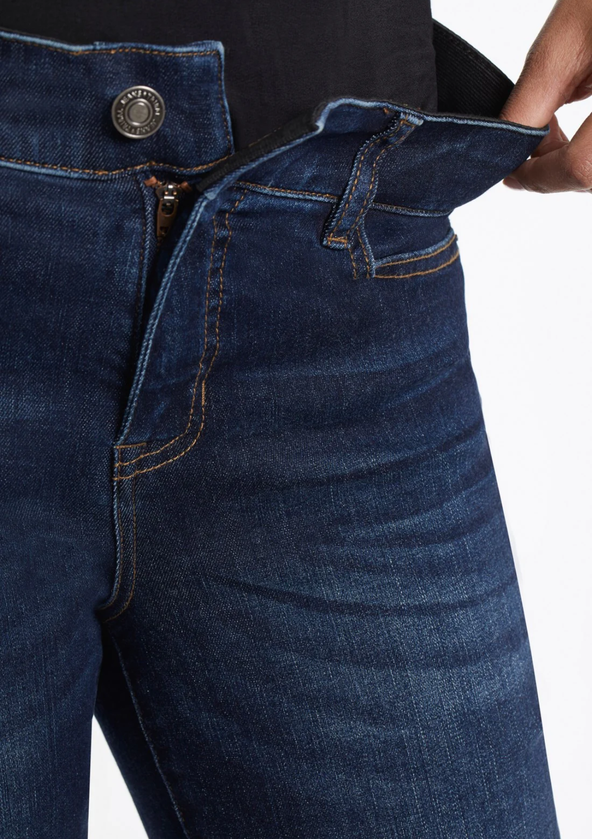 Sophia 5-Pocket Curvy Straight Jeans, Petite