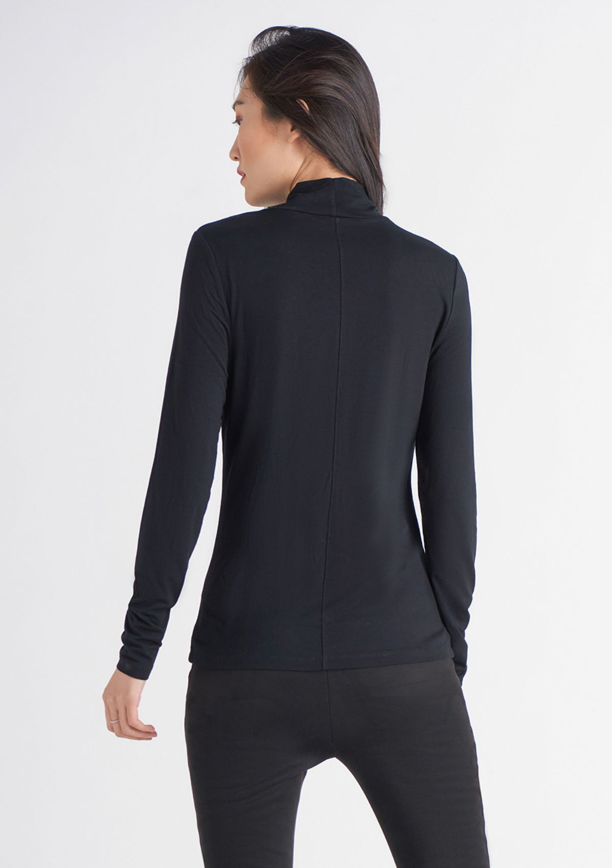 Evie Basic Knit Turtleneck