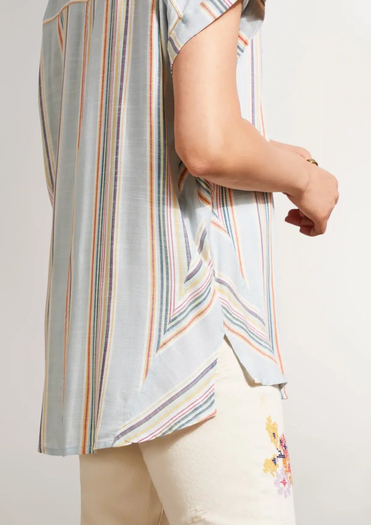 Striped details, paired with gold rings. From Tribal.