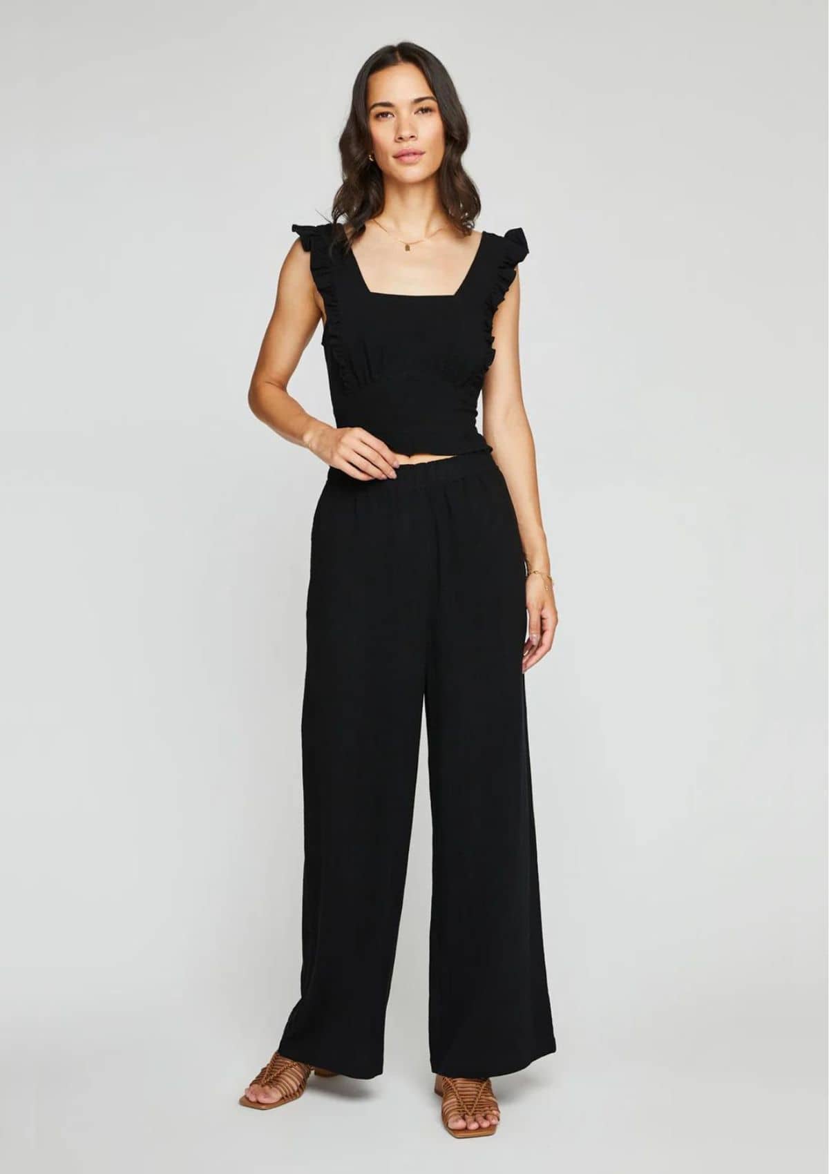 Ruffle cap sleeves, square neck. Cropped.