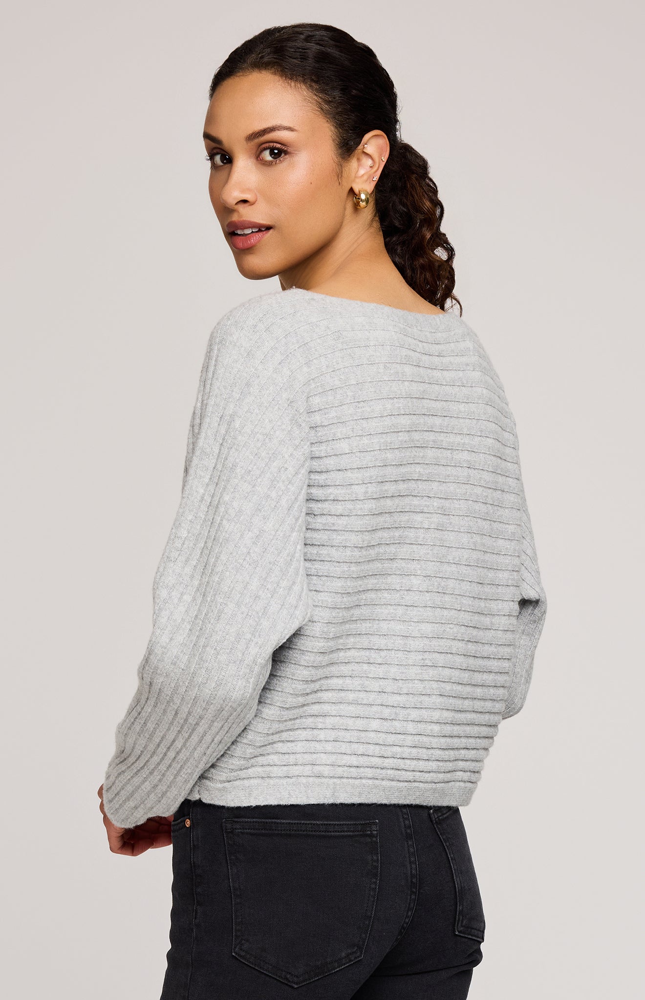"Niko" Long Sleeve Sweater