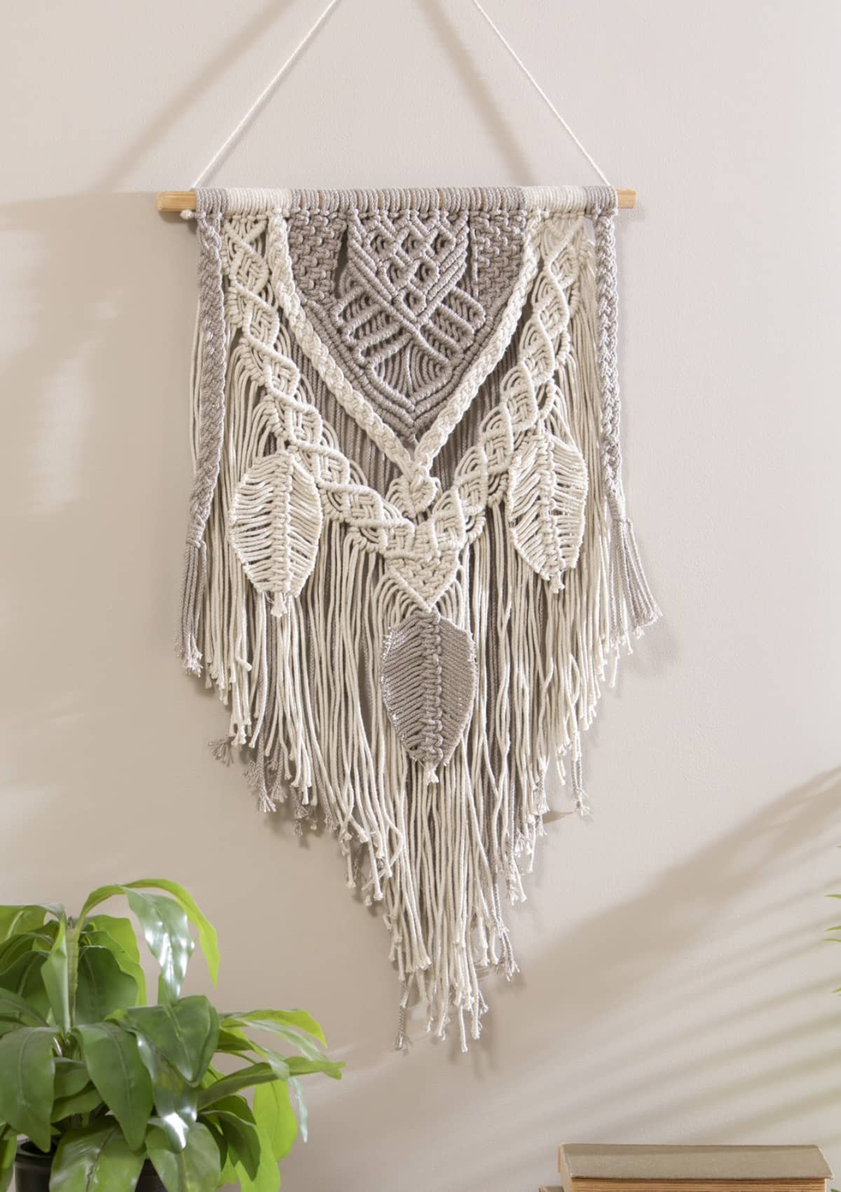 Macramé Braided Tapestry Wall Décor -EVERGREEN TRADING CO LOS ANGEL- Ruby Jane-